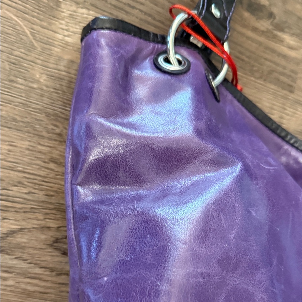 Nino BOSSI Purple Leather Shoulder Bag - Picture 3 of 11